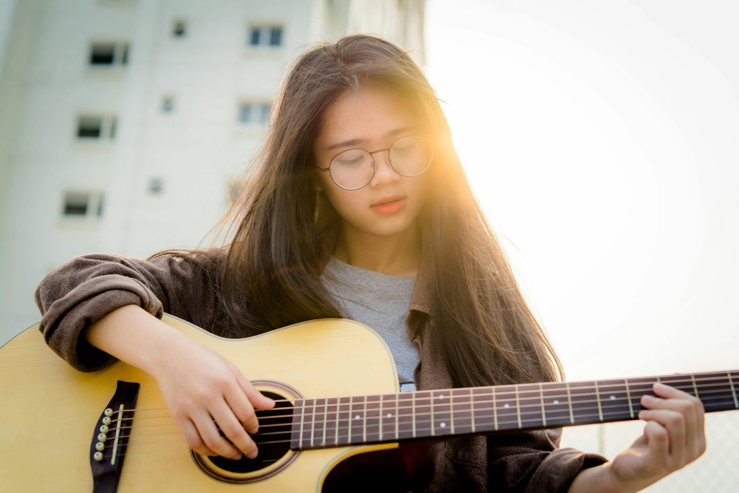 Acoustic Guitar (Ages 11-14) - Beginner