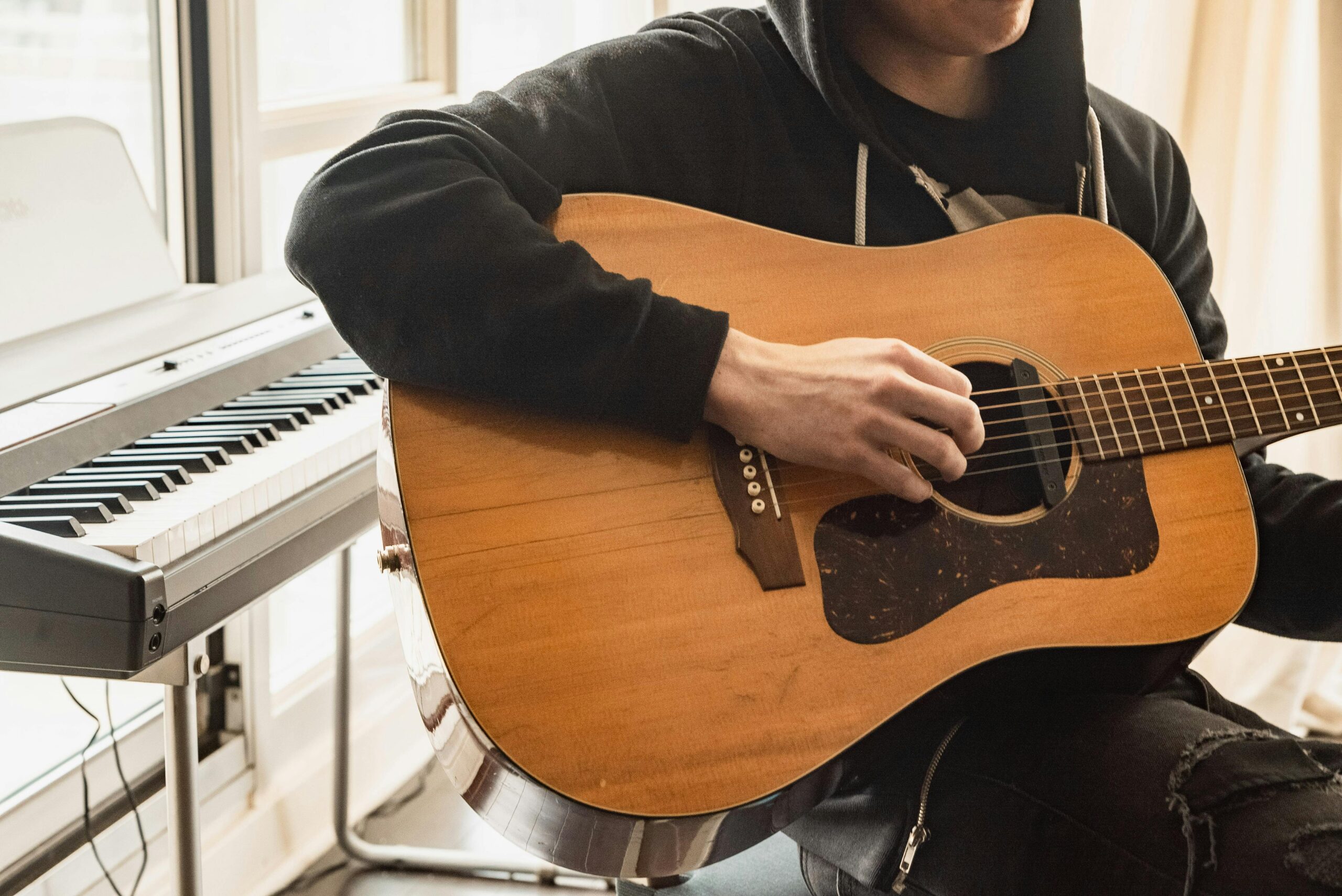 Acoustic Guitar (Ages 15+) - Beginner
