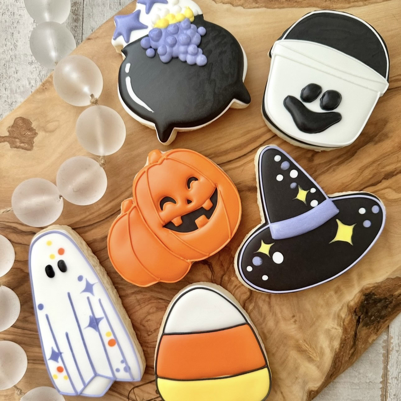 101-abbie-lucero-halloween-cookie-example-01-1.jpg