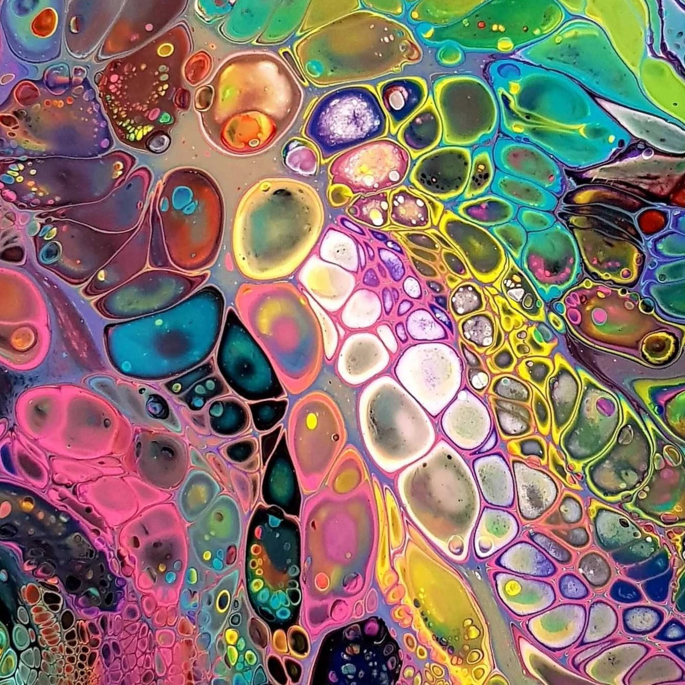 124-anjie-newell-paint-pour-creating-cells-example-01-1.jpg