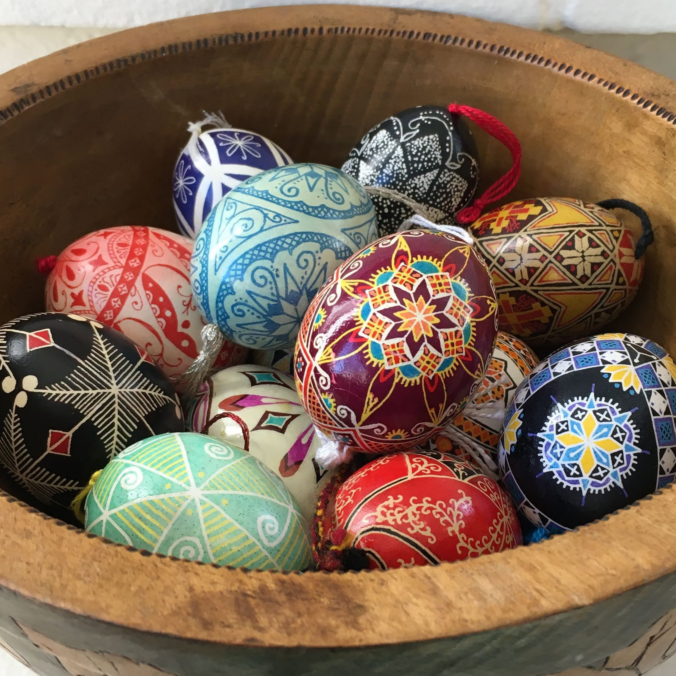 63-leslie-barstad-pysanky-ukrainian-egg-decorating-sept26-example-01-1.jpg