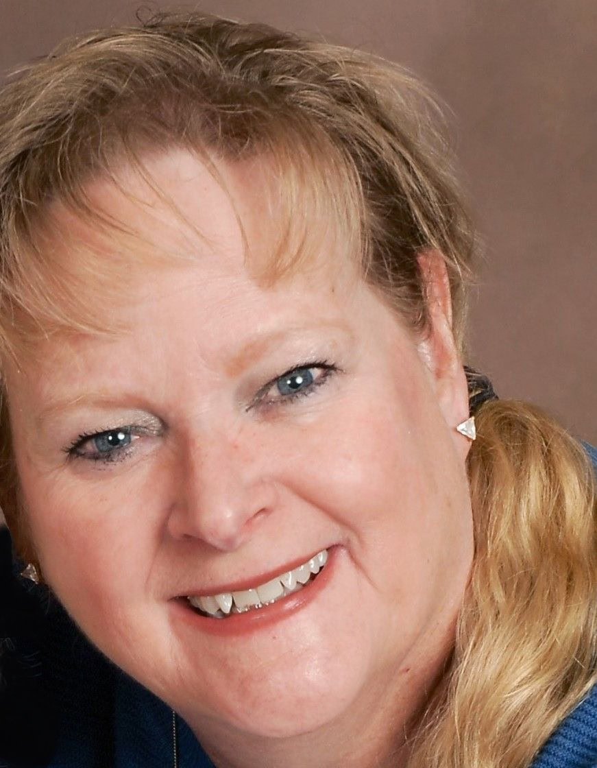 headshot photograph of author rebecca macintyre
