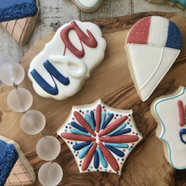 96-4th-of-july-cookie-decorating-1.jpg